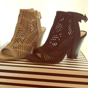 2 summer heels beige and black